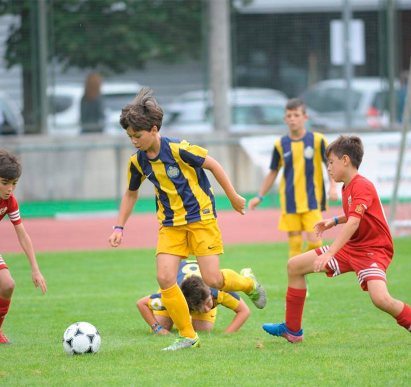 equipo-futbol-niños-alevin-escuela-madrid